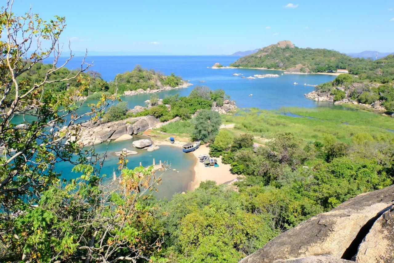 Mufasa Eco Lodge Monkey Bay Экстерьер фото