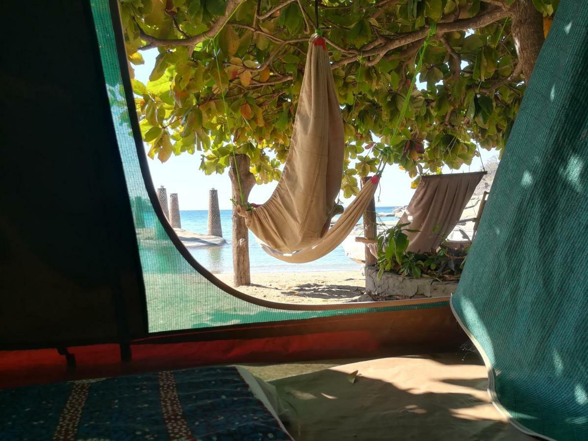 Mufasa Eco Lodge Monkey Bay Экстерьер фото