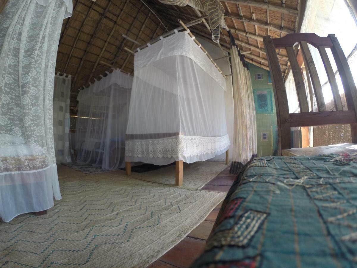 Mufasa Eco Lodge Monkey Bay Экстерьер фото